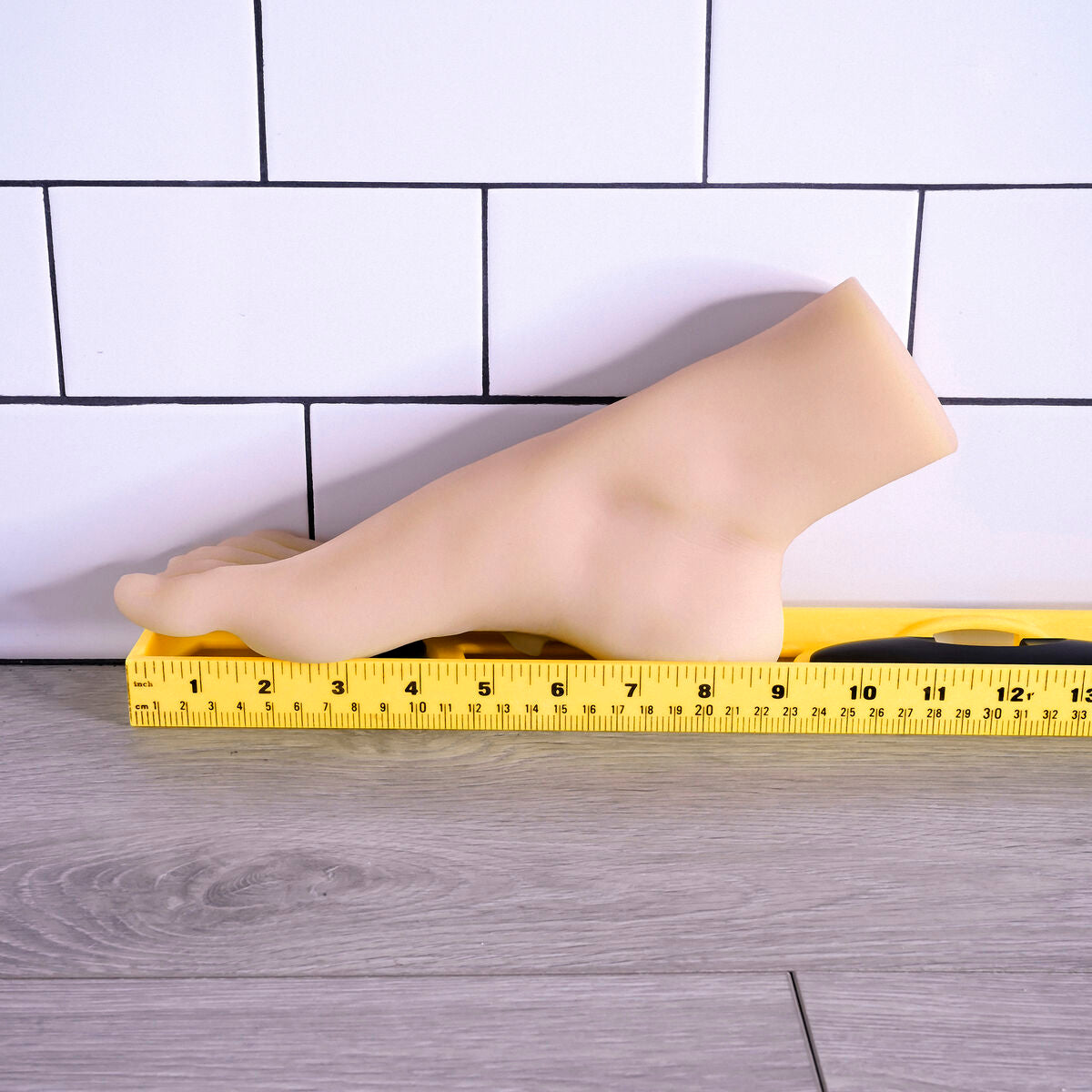 V4H8962DA8E4FA8EADEB944A7B8A47B326CR5584214P8